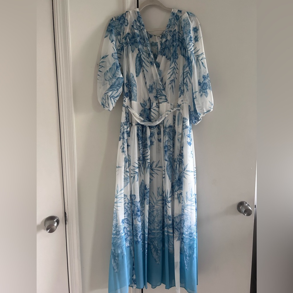 NEW! • Calvin Klein Plus Size • Floral MIDI Dress • 16W